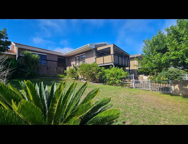 3 BEDROOM HOUSE FOR SALE IN DANA BAY